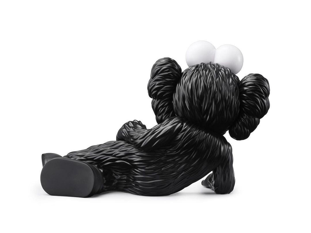 KAWS 新作フィギュア “Time Off”が海外 2/14、国内 3/11 発売 (カウズ “タイムオフ”)