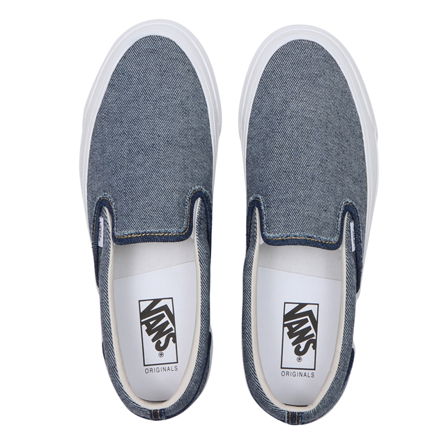 デニム生地の裏面をアッパーに採用した VANS OG CLASSIC SLIP-ON LX/OG LAMPIN LX “Denim” (バンズ クラシック スリッポン/ランピン)