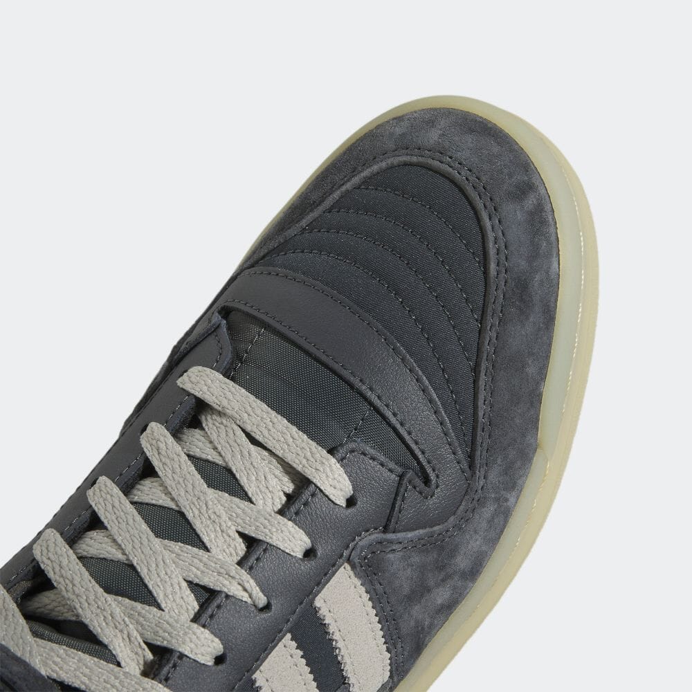 【発売予定】adidas Originals FORUM MID “Dark Gray/Sesame” (アディダス オリジナルス フォーラム ミッド “ダークグレー/セサミ”) [FZ6275]