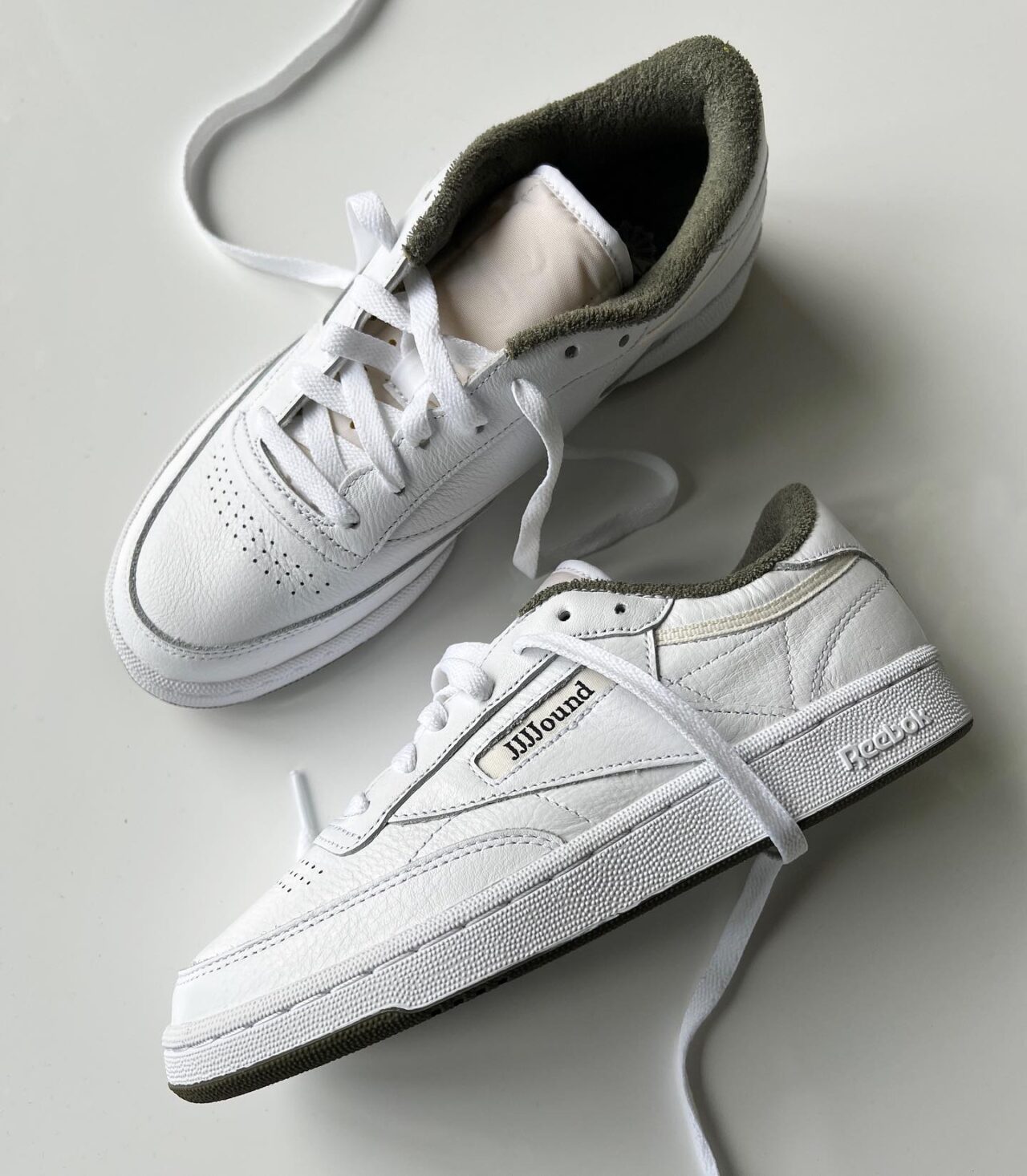 海外近日発売！JJJJound × REEBOK CLULB C "White/Olive" 2023 S/S (ジョウンド リーボック 2023年 春夏)