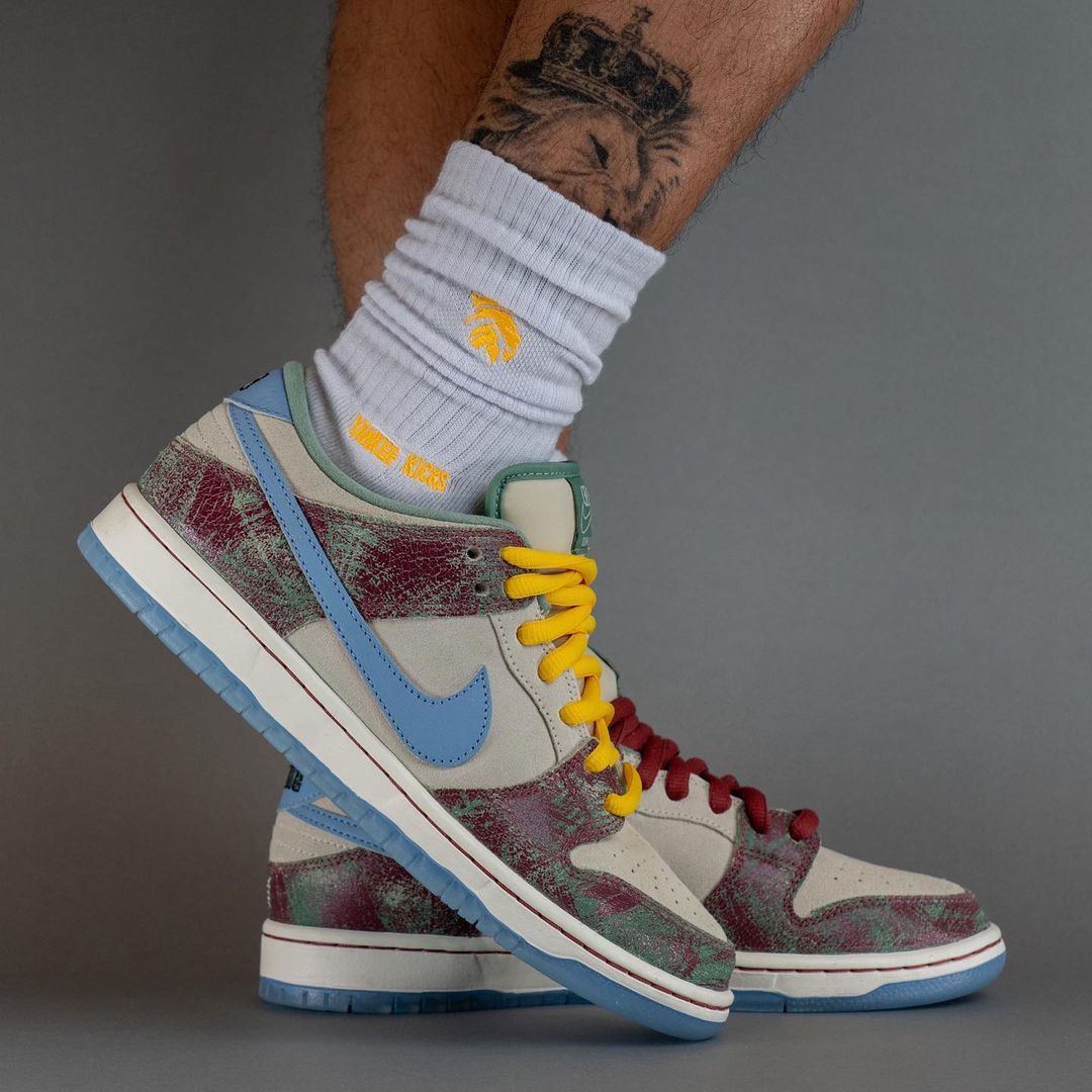 【国内 8/5 発売予定】クレンショースケートクラブ × ナイキ SB ダンク ロー (Crenshaw Skate Club NIKE SB DUNK LOW) [FN4193-100]