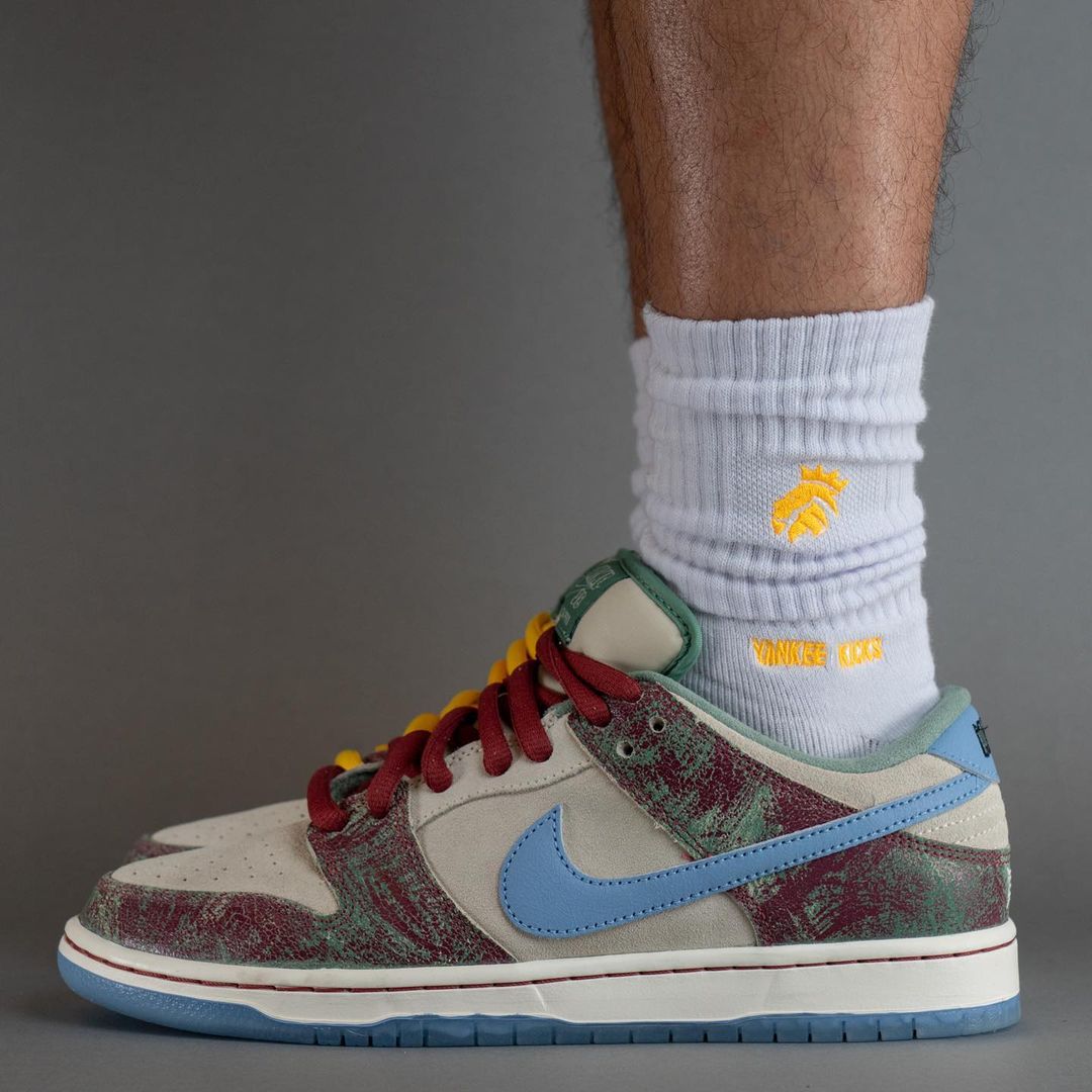 【国内 8/5 発売予定】クレンショースケートクラブ × ナイキ SB ダンク ロー (Crenshaw Skate Club NIKE SB DUNK LOW) [FN4193-100]