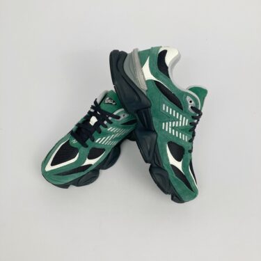 海外発売！New Balance U9060 RVA “Team Forest Green” (ニューバランス)