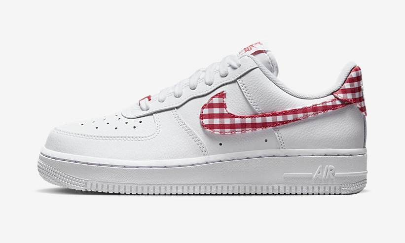 【国内 6/22、6/30 発売】ナイキ エア フォース 1 07 ロー ESS “ギンガムチェック/ホワイト” (NIKE AIR FORCE 1 07 LOW ESS “Gingham/White/Blue/Red”) [DZ2784-100/DZ2784-101]