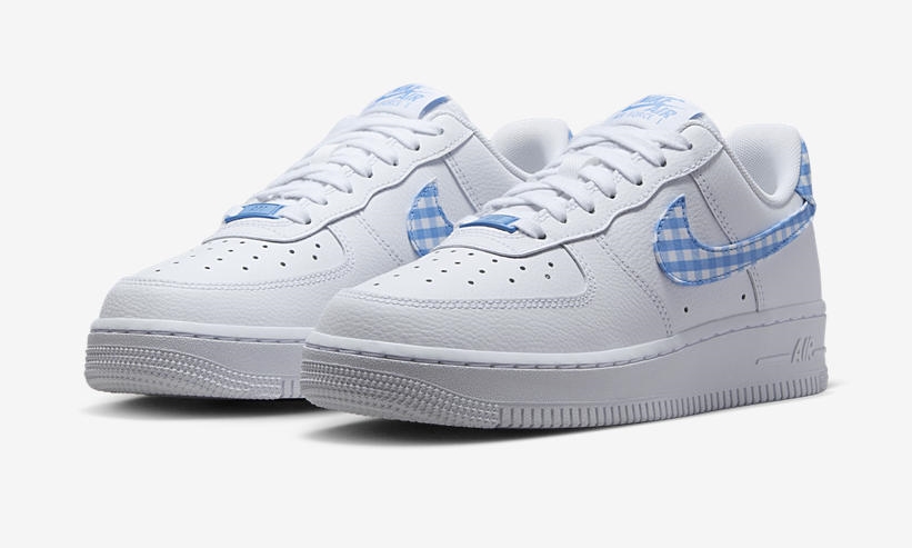 【国内 6/22、6/30 発売】ナイキ エア フォース 1 07 ロー ESS “ギンガムチェック/ホワイト” (NIKE AIR FORCE 1 07 LOW ESS “Gingham/White/Blue/Red”) [DZ2784-100/DZ2784-101]