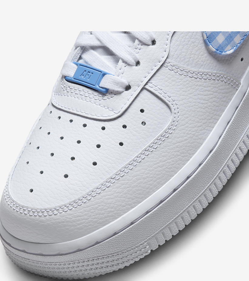 【国内 6/22、6/30 発売】ナイキ エア フォース 1 07 ロー ESS “ギンガムチェック/ホワイト” (NIKE AIR FORCE 1 07 LOW ESS “Gingham/White/Blue/Red”) [DZ2784-100/DZ2784-101]