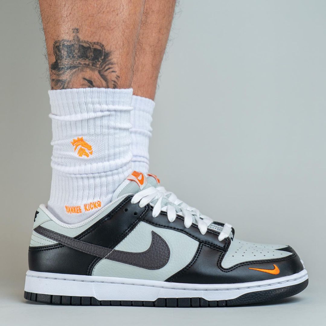 2023年 発売予定！ナイキ ダンク ロー “ミニスウッシュ/ホワイト/ブラック” (NIKE DUNK LOW “Mini Swoosh/White/Black”) [FN7808-001]