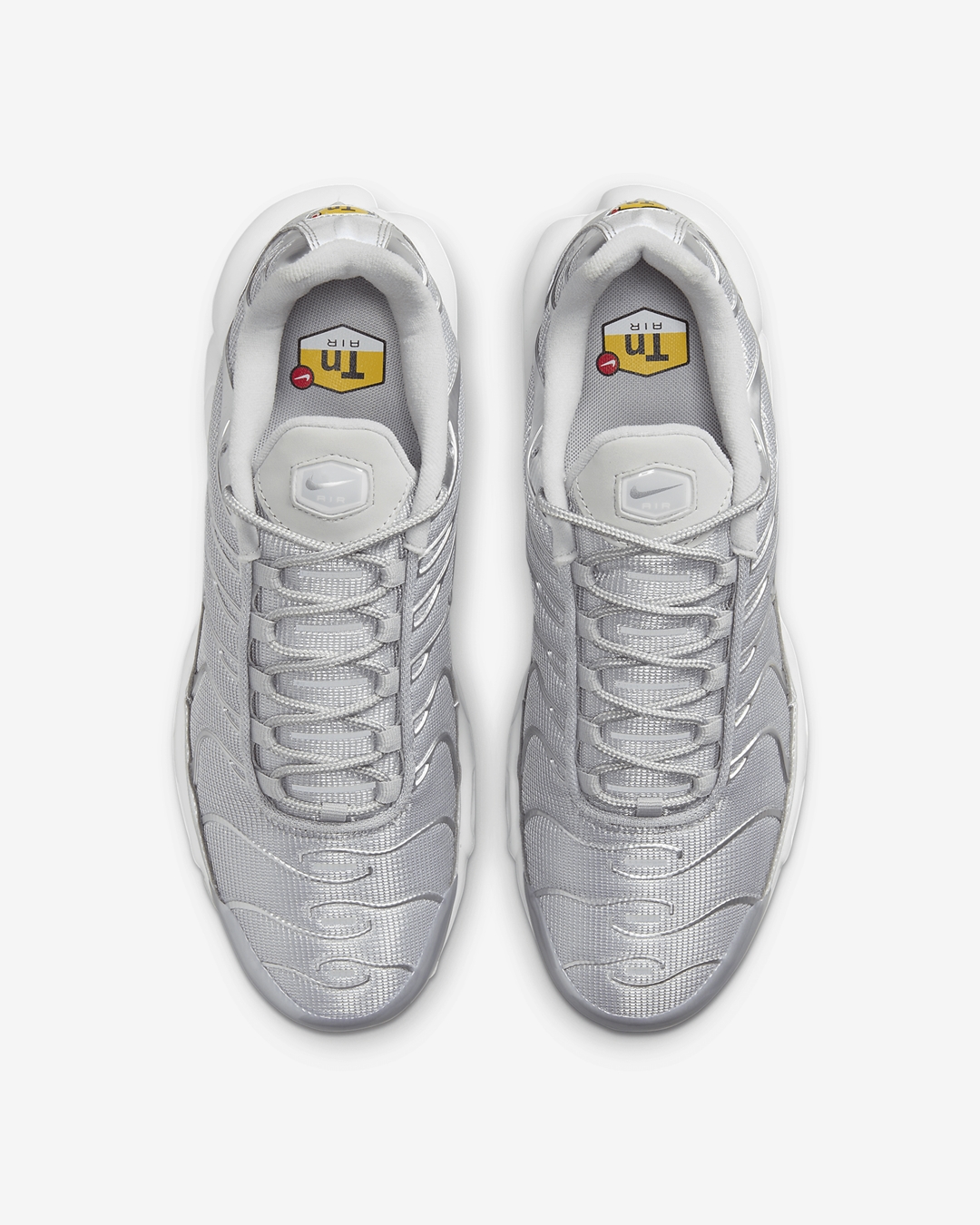 海外発売！ナイキ エア マックス プラス “メタリックシルバー/グレーフォグ” (NIKE AIR MAX PLUS “Metallic Silver/Grey Fog”) [FJ1012-095]