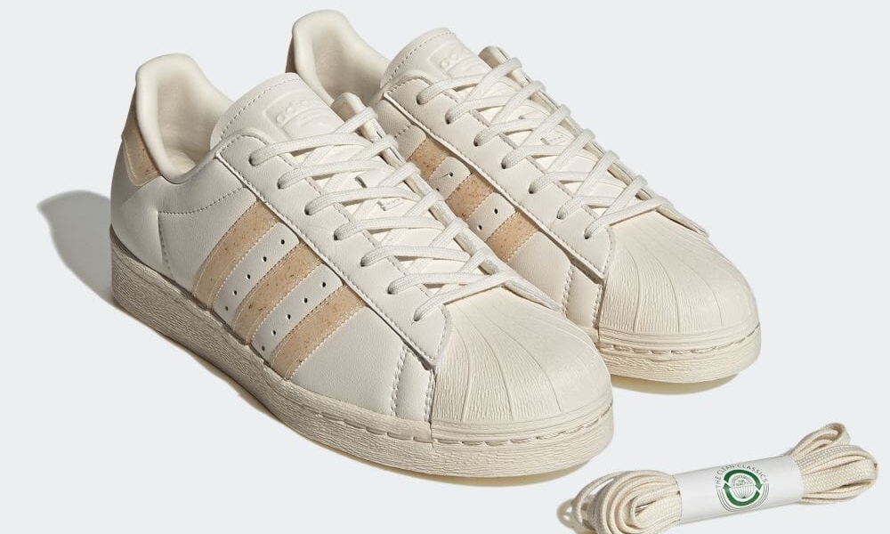 【国内 4/10 発売】ウォッシュ加工を施したような落ち着いた色調のadidas Originals SUPERSTAR 82 “White” (アディダス オリジナルス スーパースター 82 “クラウドホワイト”) [HP3169]