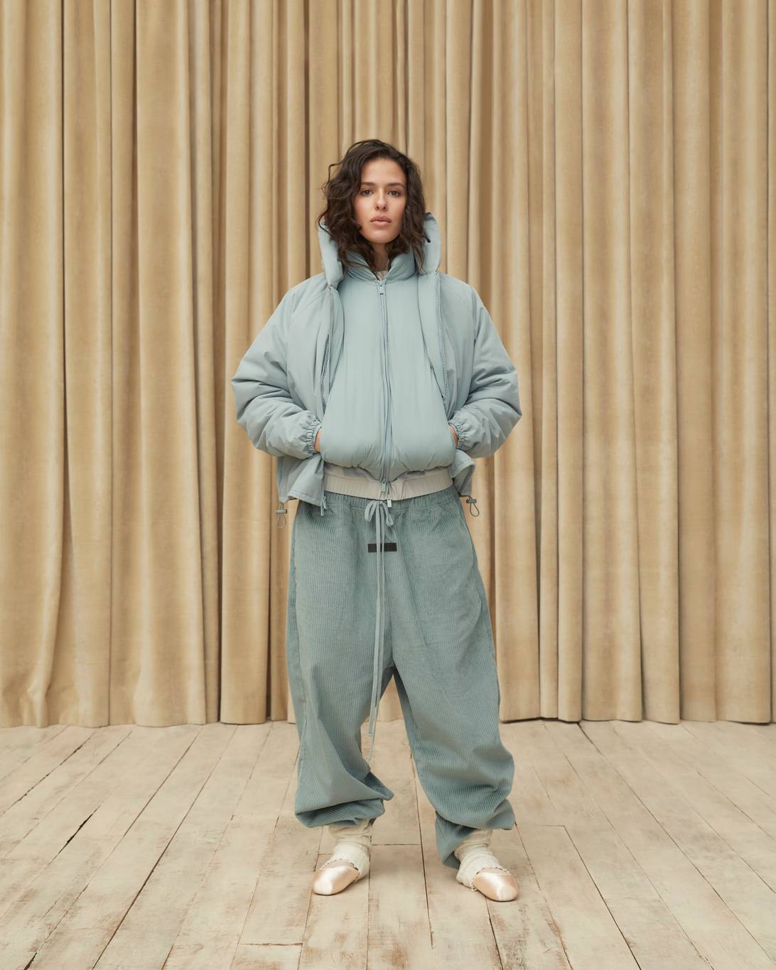 【海外 3/9、3/10、4/7 発売】FEAR OF GOD ESSENTIALS 2023 SPRING (フィア オブ ゴッド エッセンシャルズ 2023年 春/スプリング)