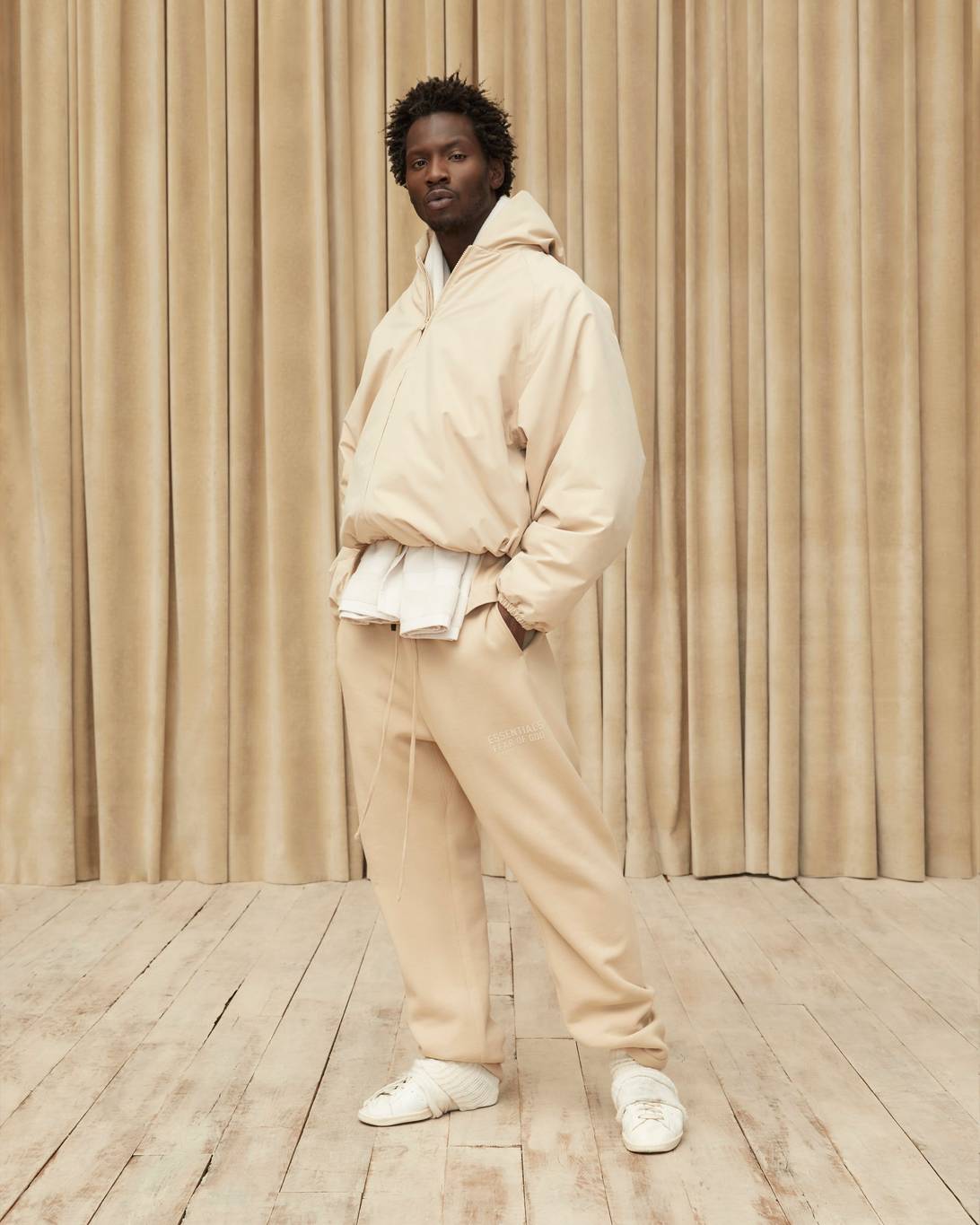 【海外 3/9、3/10、4/7 発売】FEAR OF GOD ESSENTIALS 2023 SPRING (フィア オブ ゴッド エッセンシャルズ 2023年 春/スプリング)