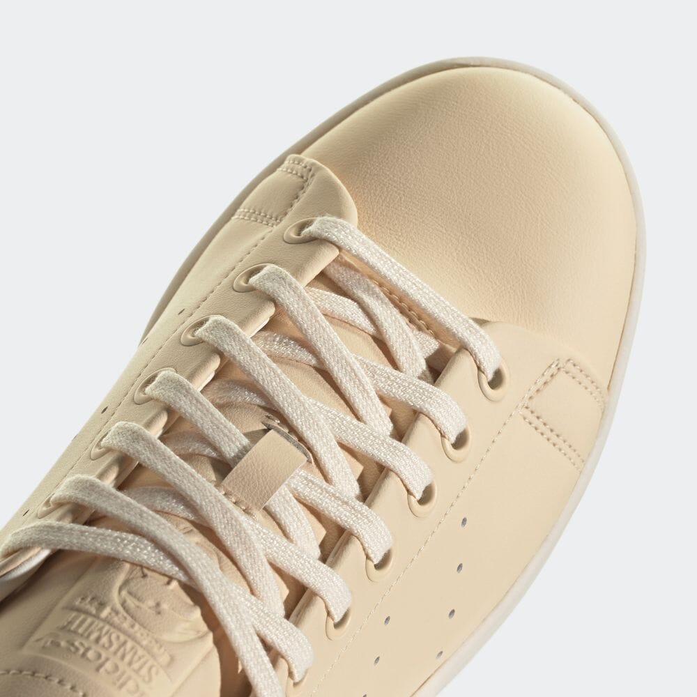 【国内 4/10 発売】ラグジュアリーなムードをまとったプレミアム・エディションのadidas Originals STAN SMITH LUX “Sand Strata” (アディダス オリジナルス スタンスミス ラックス “サンドストレータ”) [IE6950]