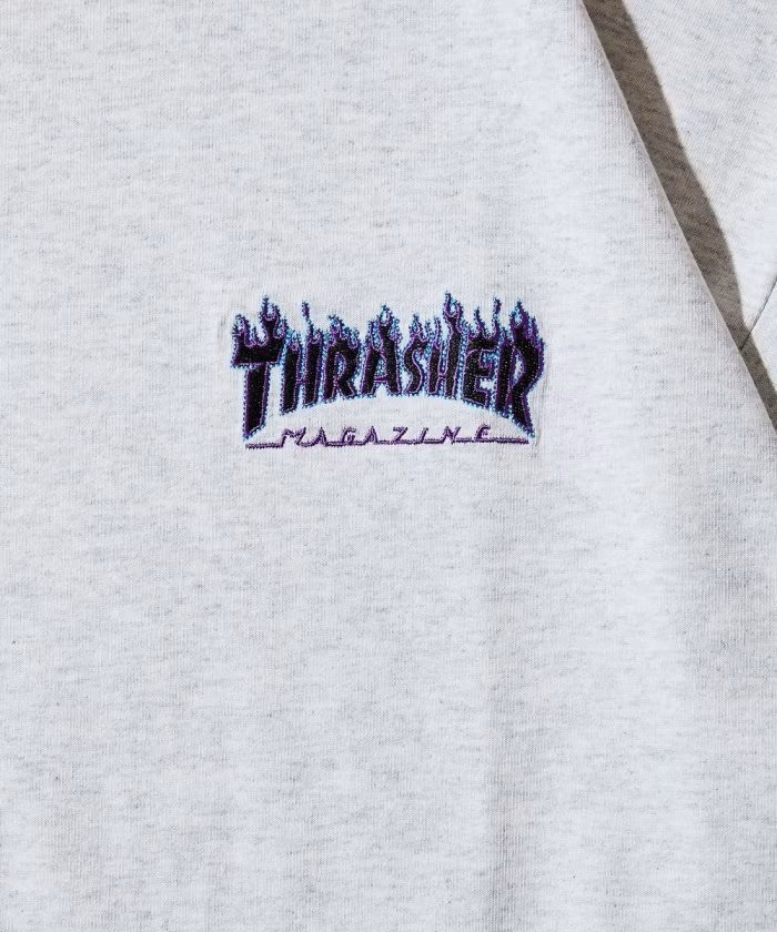 THRASHER × FREAK’S STORE 胸元に施されたフレイムロゴ刺繍TEE (スラッシャー フリークスストア)
