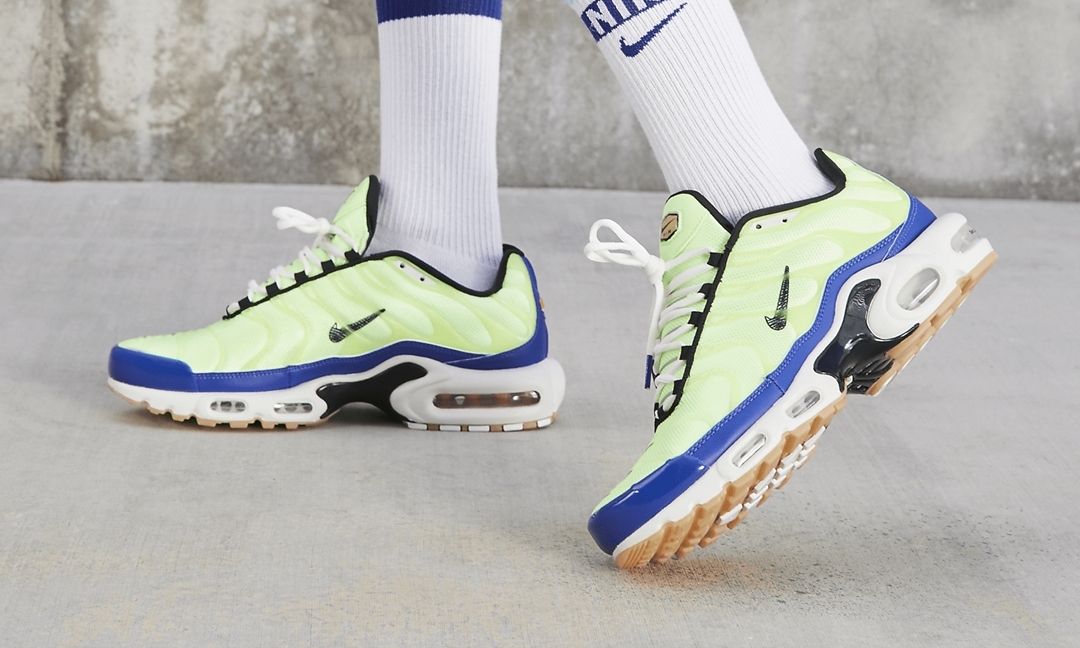 海外発売！ナイキ エア マックス プラス SE “ゴーストグリーン/オールドロイヤル” (NIKE AIR MAX PLUS SE “Ghost Green/Old Royal”) [DZ0480-300]