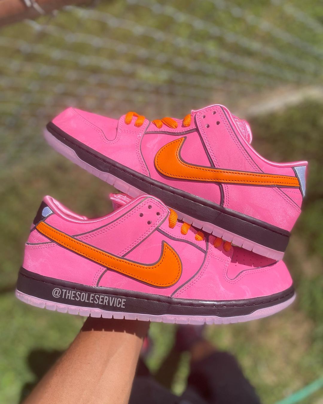 【国内 12/14、12/15 発売】The Powerpuff Girls x NIKE SB DUNK LOW (パワーパフガールズ ナイキ SB ダンク ロー) [FD2631-600/FZ8320-400/FZ8319-300]