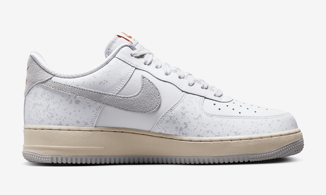 海外発売！ナイキ エア フォース 1 07 ロー “スプレープリント/ホワイト/ライトアイアンオール” (NIKE AIR FORCE 1 07 LOW “Spray Paint/White/Light Iron Ore”) [FD9758-100]