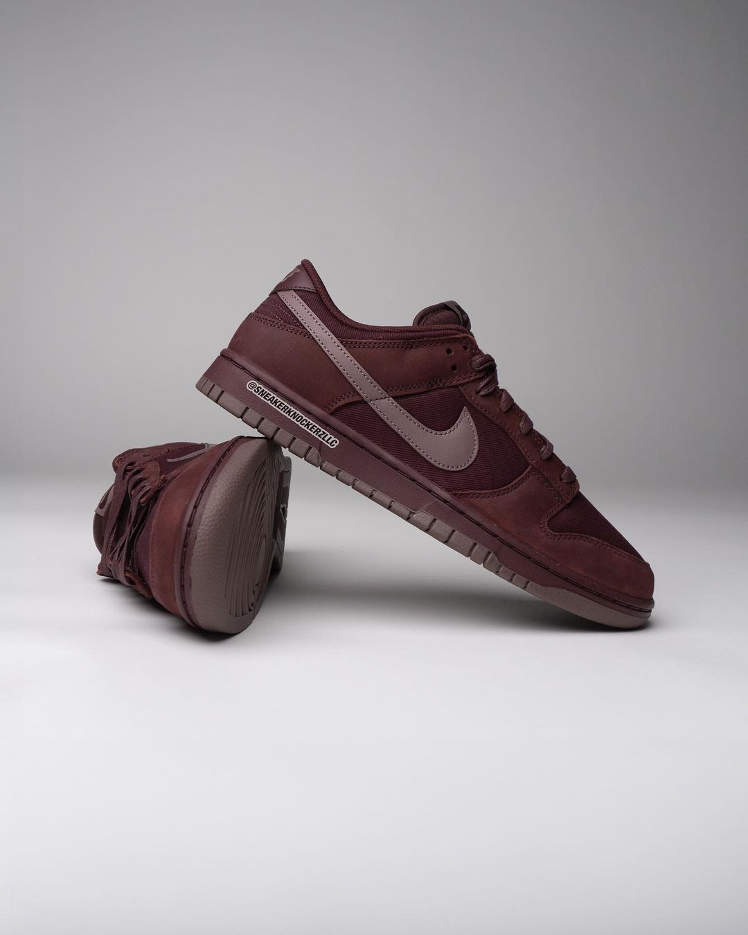 海外 11/2 発売予定！ナイキ ダンク ロー レトロ プレミアム “バーガンディクラッシュ” (NIKE DUNK LOW RETRO PREMIUM “Burgundy Crush”) [FB8895-600]