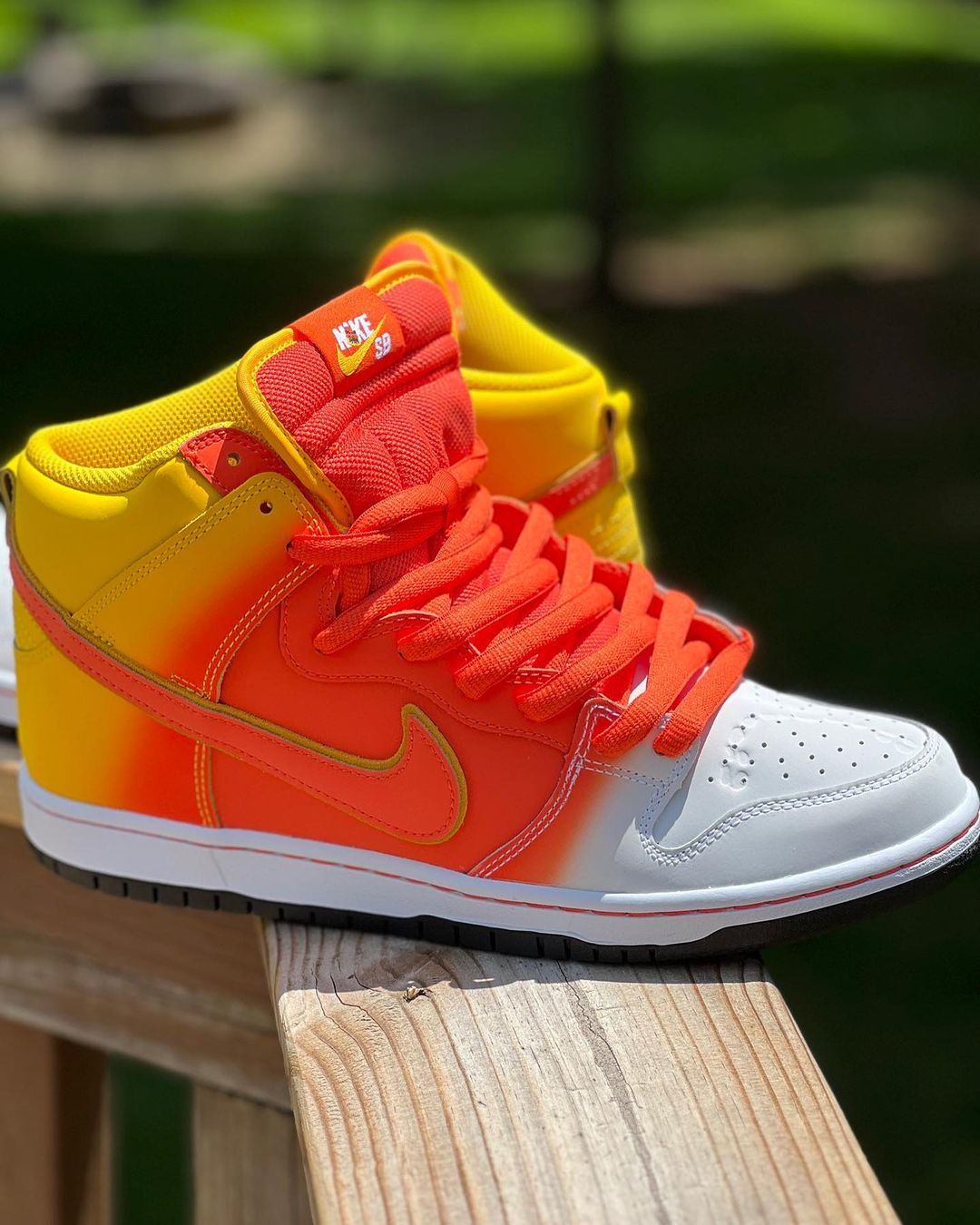 ナイキ NIKE ■ 【 SB DUNK HIGH PRO Sweet Tooth FN5107 700 】 エスビー ダンク ハイ プロ スウィート トゥ―ス スニーカー　f19579