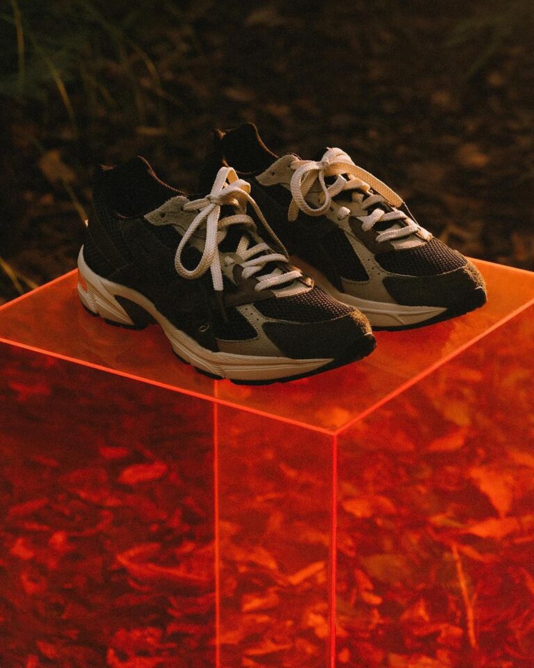 国内 4/29 発売】ASICS × HAL STUDIOS GEL-1130 MK II/MARK II