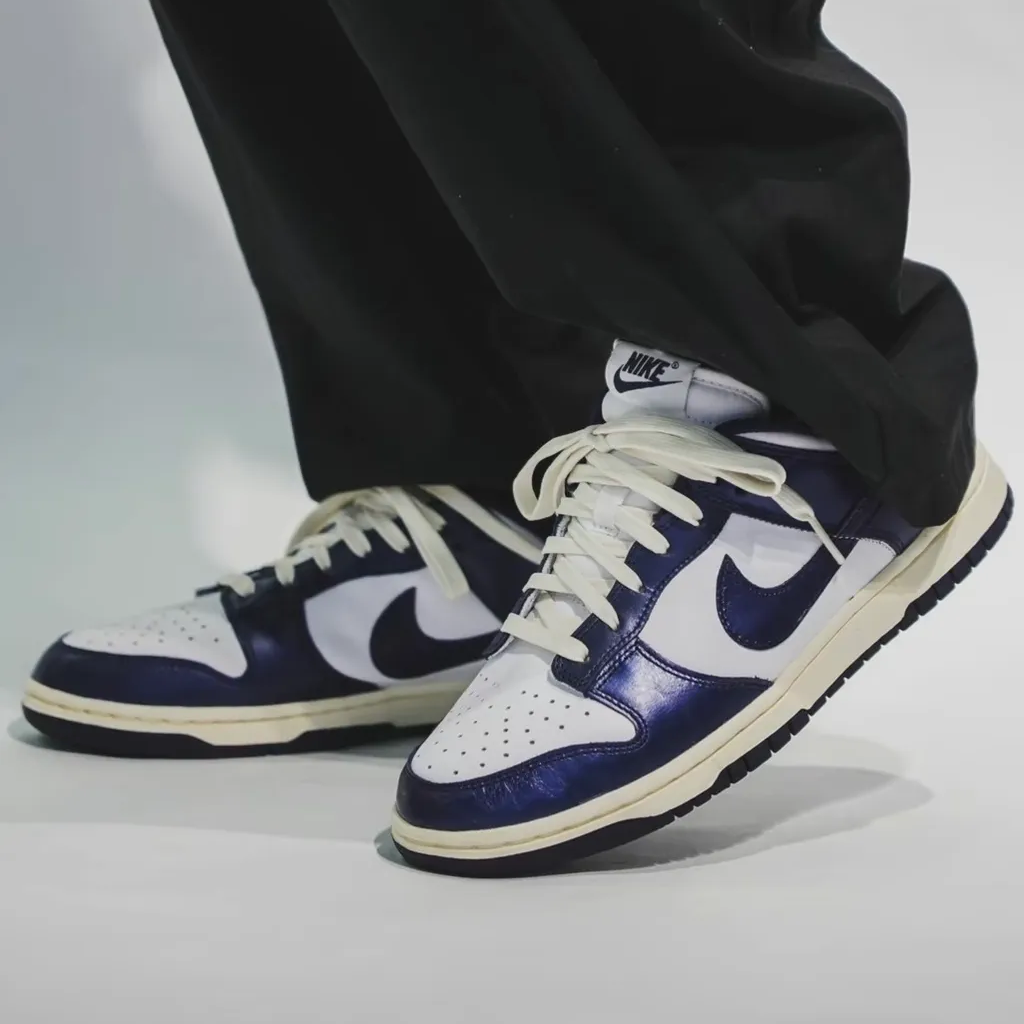 Nike dunk low vintage navy　２９センチ