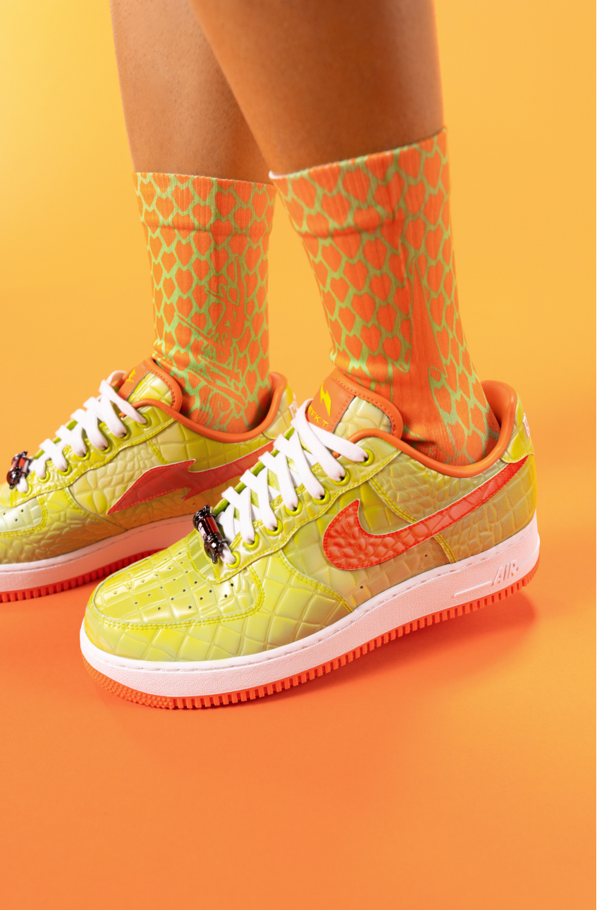 海外 4/24 発売！村上隆 含む10デザインNFT × RTFKT × NIKE AIR FORCE 1 LOW (アーティファクト ナイキ エア フォース 1 ロー)