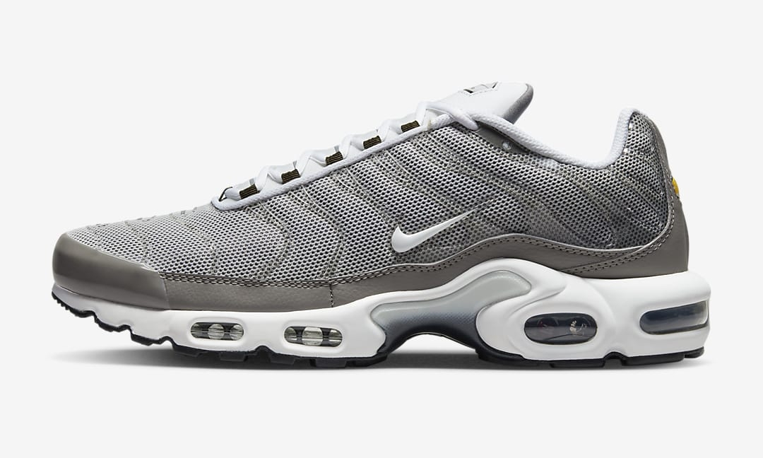 【国内 4/7 発売】ナイキ エア マックス プラス SE “ブラック/フラットピューター” (NIKE AIR MAX PLUS “Black/Flat Pewter”) [DV7665-001/DV7665-002]