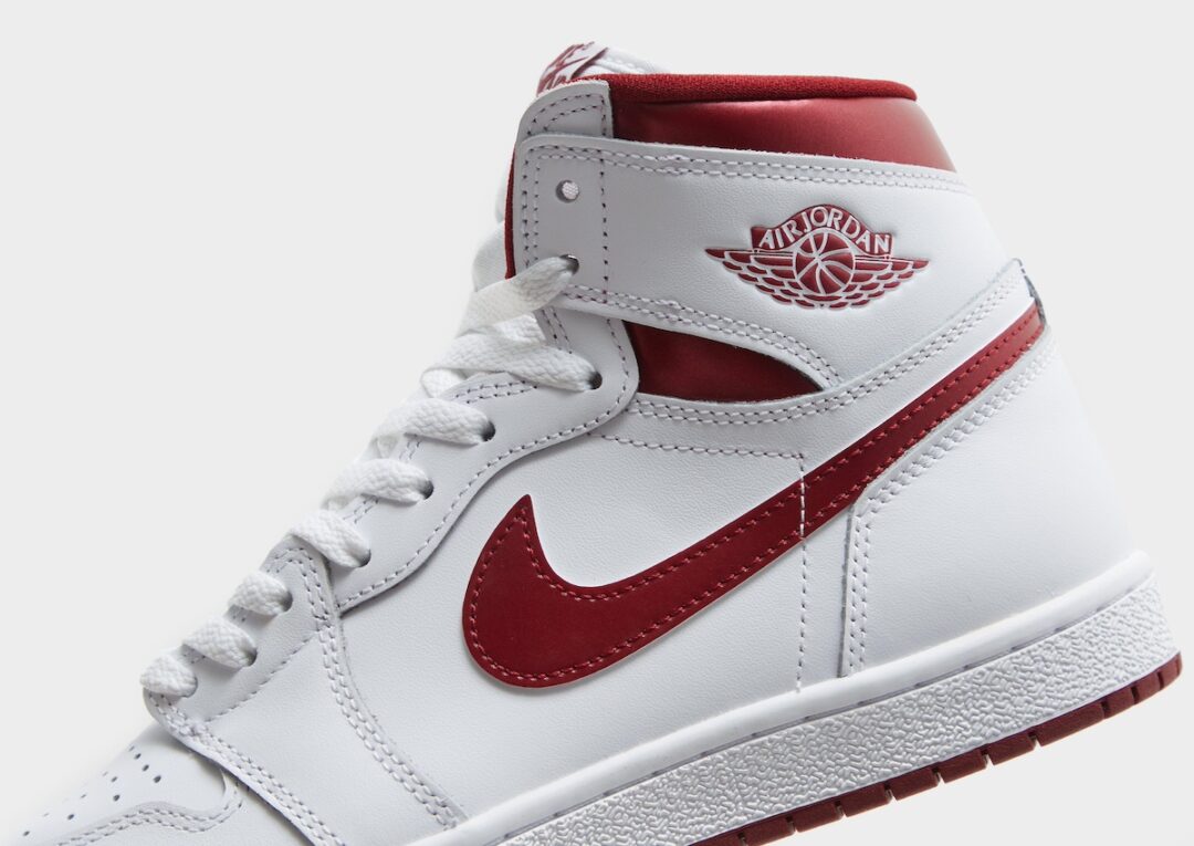 【2024年 6/22 発売】ナイキ エア ジョーダン 1 ハイ 85 “メタリックバーガンディ” (NIKE AIR JORDAN 1 HIGH 85 “Metallic Burgundy”) [BQ4422-161]