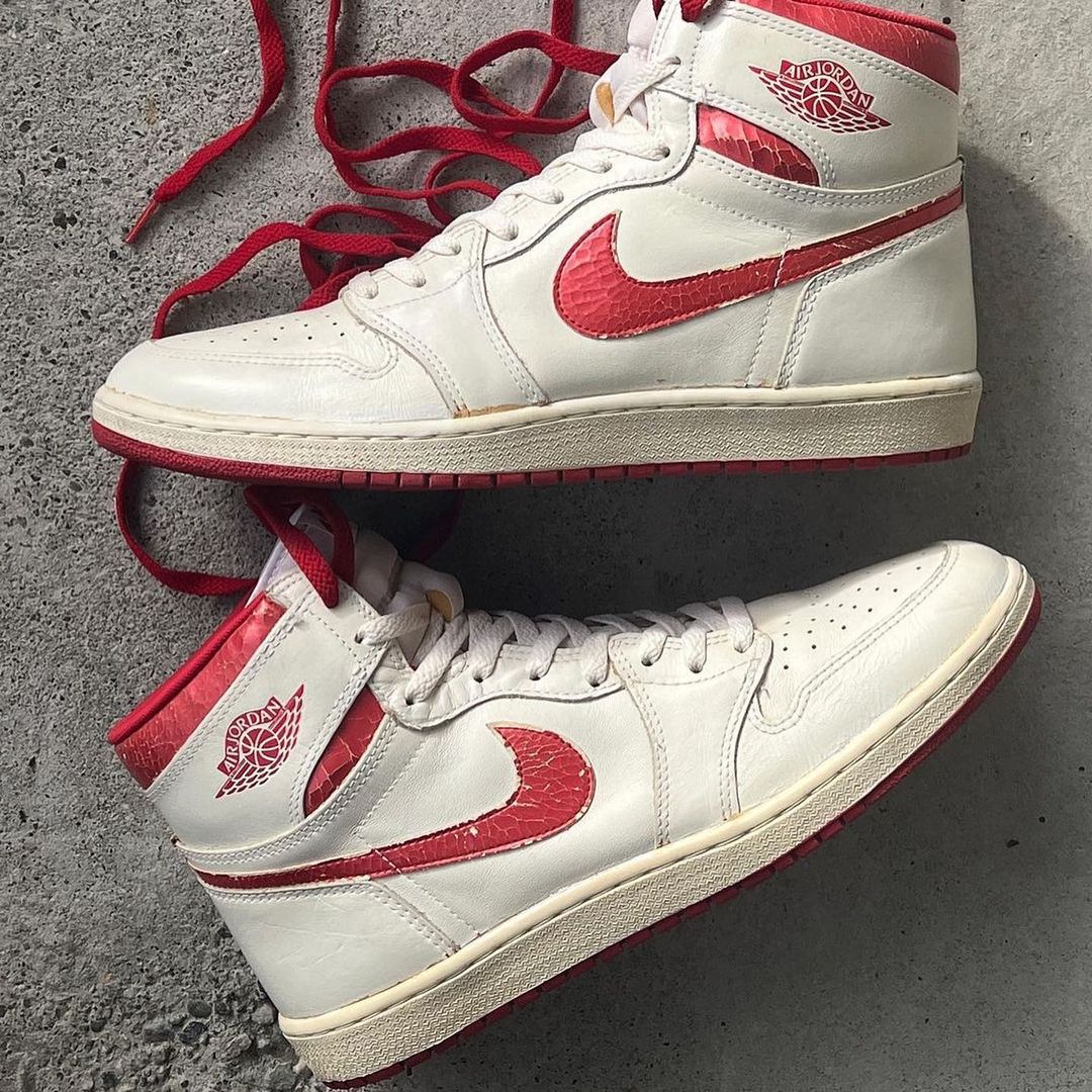 【2024年 6/22 発売】ナイキ エア ジョーダン 1 ハイ 85 “メタリックバーガンディ” (NIKE AIR JORDAN 1 HIGH 85 “Metallic Burgundy”) [BQ4422-161]