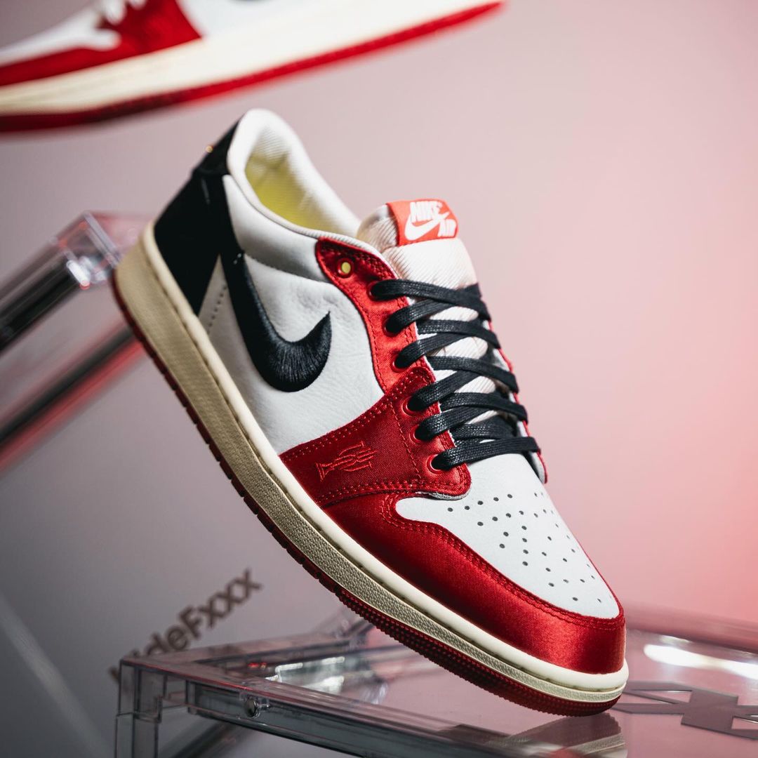 【国内 2024年 3/21 発売】Trophy Room × NIKE AIR JORDAN 1 LOW SP “Black/Sail” “Sail/Black/Vrsity Red” (トロフィールーム ナイキ エア ジョーダン 1 ロー SP “ブラック/セイル” “セイル/ブラック/バーシティレッド”) [FN0432-017/FN0432-100]