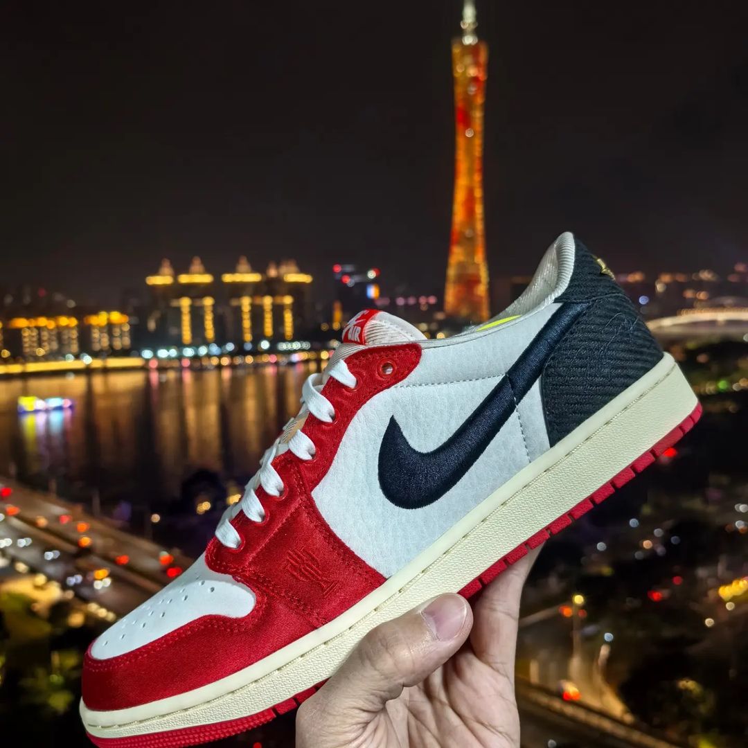 【国内 2024年 3/21 発売】Trophy Room × NIKE AIR JORDAN 1 LOW SP “Black/Sail” “Sail/Black/Vrsity Red” (トロフィールーム ナイキ エア ジョーダン 1 ロー SP “ブラック/セイル” “セイル/ブラック/バーシティレッド”) [FN0432-017/FN0432-100]