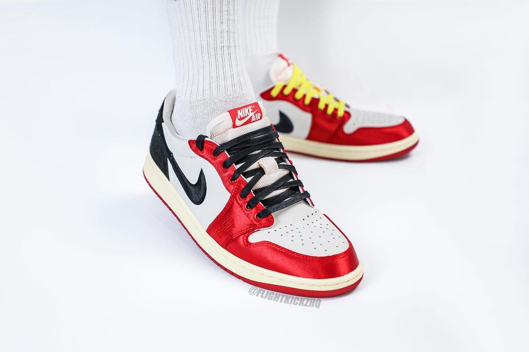 【国内 2024年 3/21 発売】Trophy Room × NIKE AIR JORDAN 1 LOW SP “Black/Sail” “Sail/Black/Vrsity Red” (トロフィールーム ナイキ エア ジョーダン 1 ロー SP “ブラック/セイル” “セイル/ブラック/バーシティレッド”) [FN0432-017/FN0432-100]