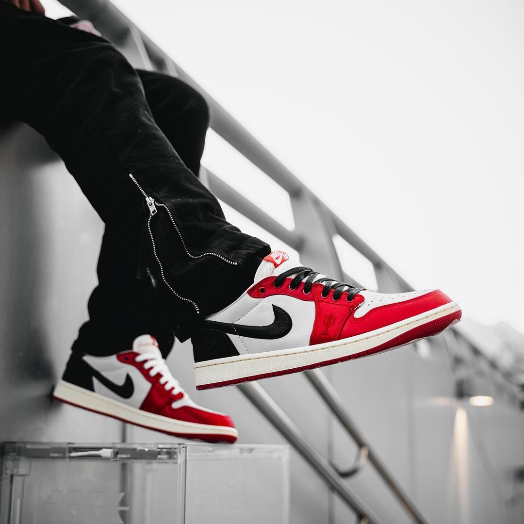 【国内 2024年 3/21 発売】Trophy Room × NIKE AIR JORDAN 1 LOW SP “Black/Sail” “Sail/Black/Vrsity Red” (トロフィールーム ナイキ エア ジョーダン 1 ロー SP “ブラック/セイル” “セイル/ブラック/バーシティレッド”) [FN0432-017/FN0432-100]