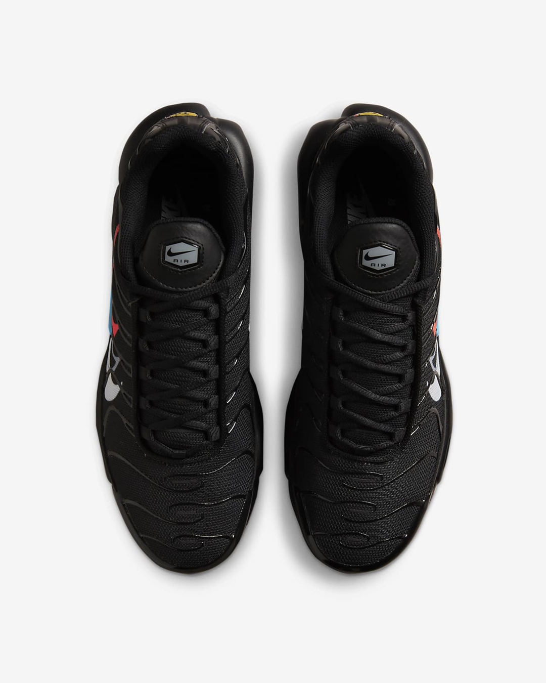 海外発売！ナイキ エア マックス プラス “マルチスウッシュ/ブラック” (NIKE AIR MAX PLUS “Multi-Swoosh/Black”) [FJ4224-001]