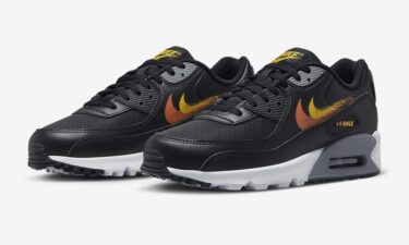 【国内 4/4 発売】ナイキ エア マックス 90 “スプレープリントスウッシュ/ブラック” (NIKE AIR MAX 90 “Spray Paint Swoosh/Black”) [FJ4229-001]