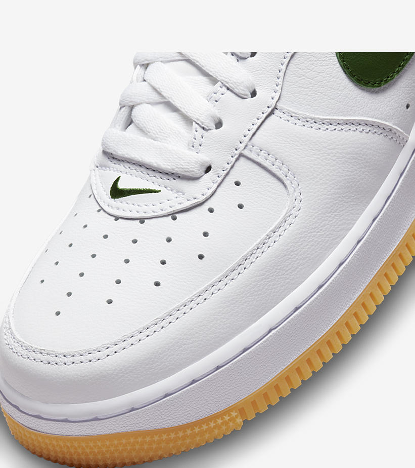 【国内 7/28 発売予定】ナイキ エア フォース 1 ロー レトロ “ホワイト/フォレストグリーン” (NIKE AIR FORCE 1 LOW RETRO “White/Forest Green”) [FD7039-101]