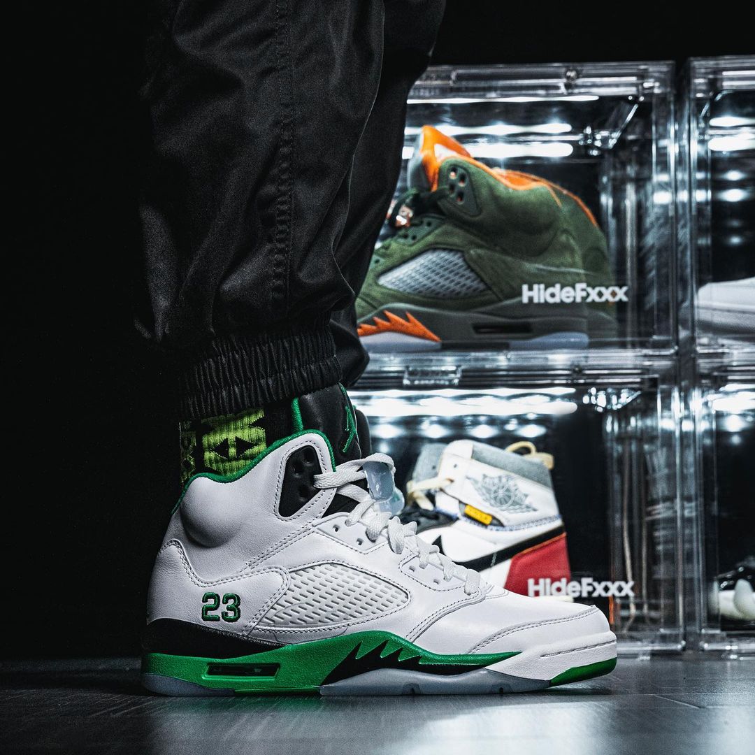 【2024年 2/24 発売】ナイキ ウィメンズ エア ジョーダン 5 レトロ “ラッキーグリーン″ (NIKE WMNS AIR JORDAN 5 RETRO “Lucky Green”) [DD9336-103]