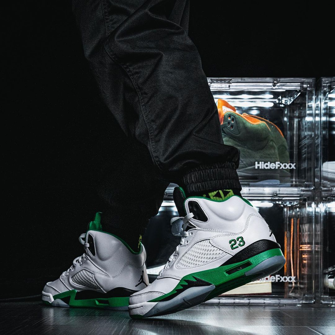 【2024年 2/24 発売】ナイキ ウィメンズ エア ジョーダン 5 レトロ “ラッキーグリーン″ (NIKE WMNS AIR JORDAN 5 RETRO “Lucky Green”) [DD9336-103]