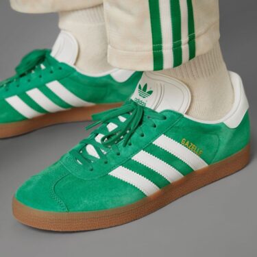 【国内 5/5 発売】1991年モデルを忠実に復刻！adidas Originals GAZELLE “Coat Green/Footwear White/Gum” (アディダス オリジナルス ガゼル "コートグリーン/フットウェアホワイト/ガム”) [IG0671]
