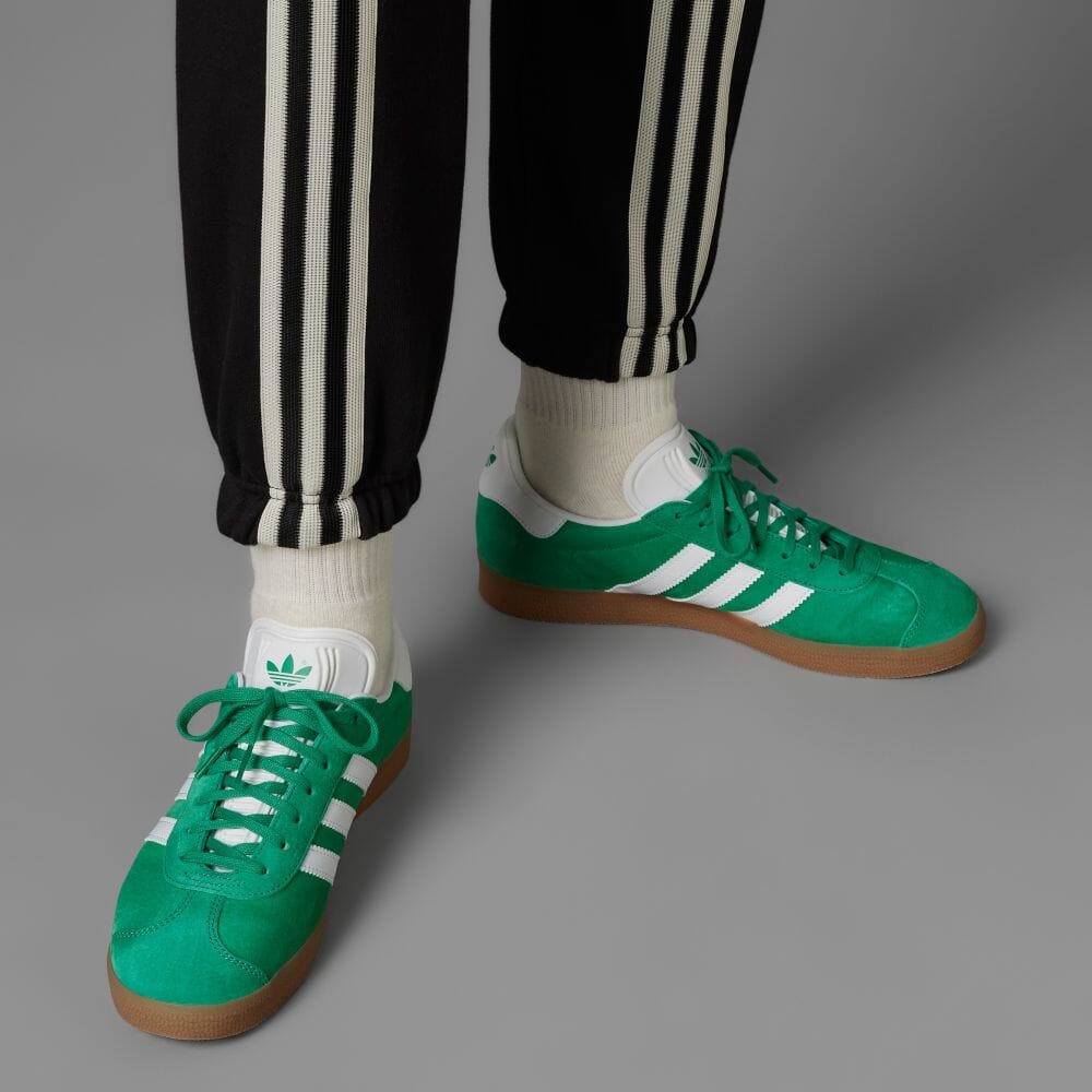 【国内 5/5 発売】1991年モデルを忠実に復刻！adidas Originals GAZELLE “Coat Green/Footwear White/Gum” (アディダス オリジナルス ガゼル “コートグリーン/フットウェアホワイト/ガム”) [IG0671]