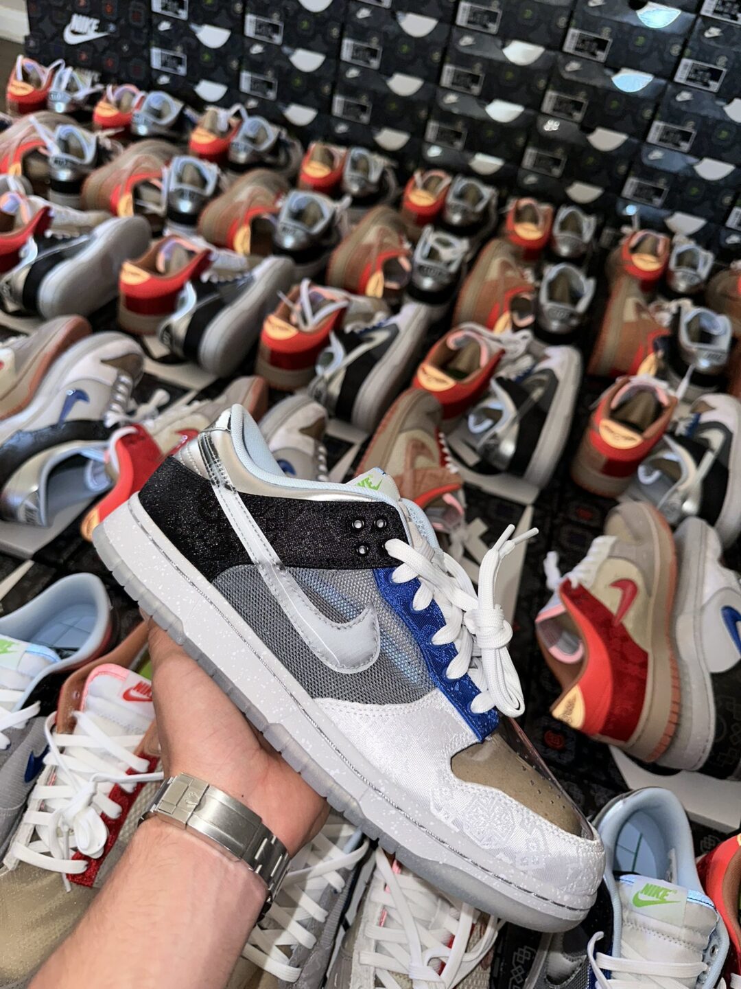 【国内 6/30、7/29、8/9 発売予定】CLOT × NIKE DUNK LOW SP “COLK/What The” (クロット ナイキ ダンク ロー SP “マルチ/フラックス”) [FN0316-999/FN0317-121]