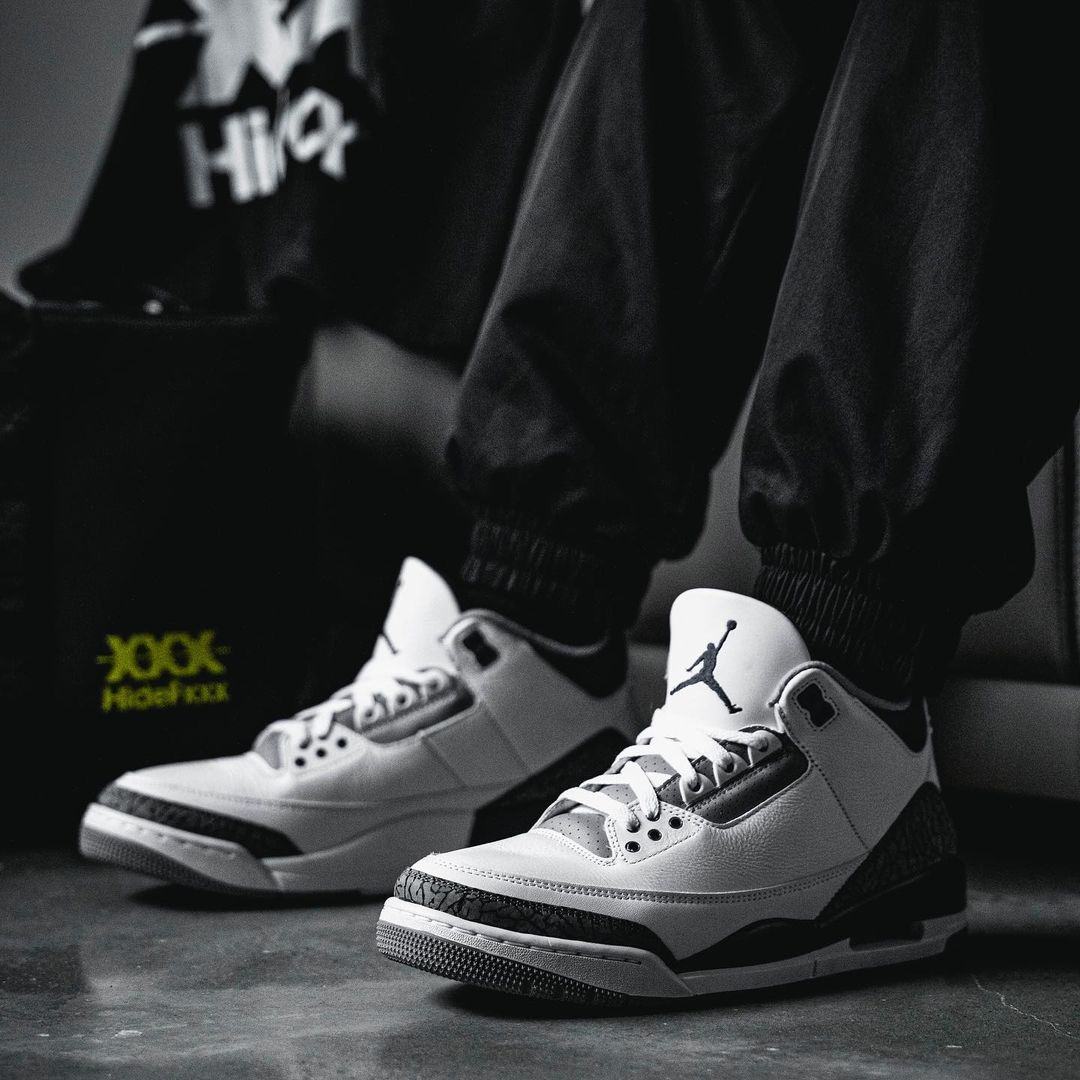 【国内 1/27 発売】ナイキ エア ジョーダン 3 レトロ “ホワイト/ネイビー/セメント” (NIKE AIR JORDAN 3 RETRO “White/Navy/Cement”) [CT8532-140]