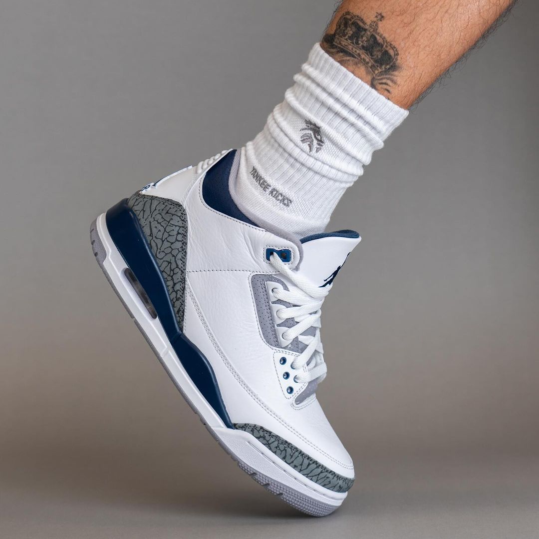 【国内 1/27 発売】ナイキ エア ジョーダン 3 レトロ “ホワイト/ネイビー/セメント” (NIKE AIR JORDAN 3 RETRO “White/Navy/Cement”) [CT8532-140]