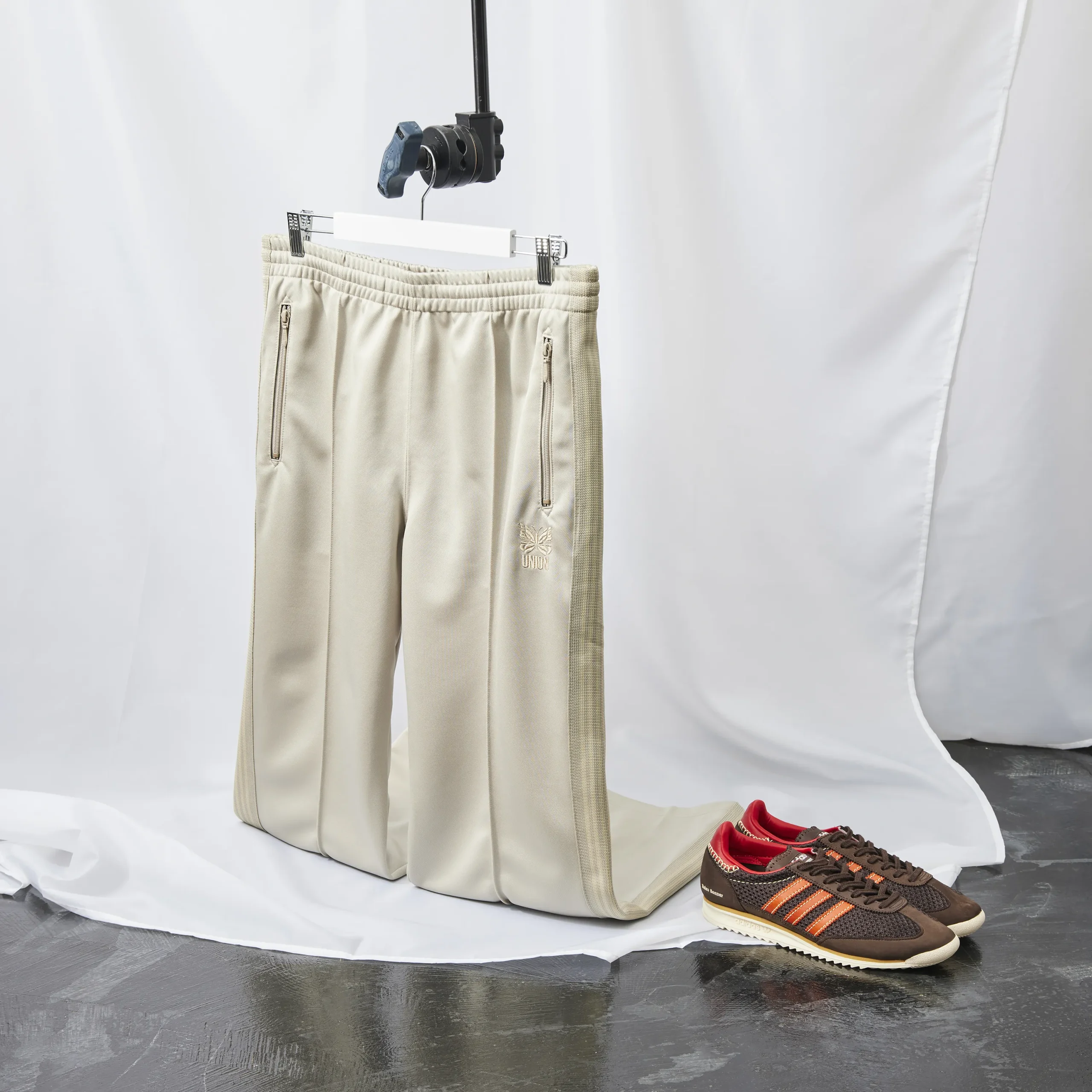 【5/26 発売】UNION × NEEDLES 23 S/S TRACK PANTS (ユニオン ニードルズ)