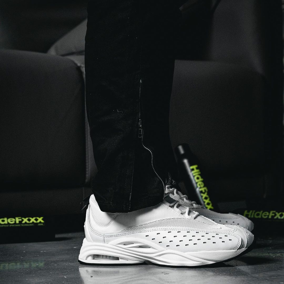 【2024年 2/22 & 6/14 発売】DRAKE NOCTA × NIKE AIR ZOOM DRIVE (ドレイク ノクタ ナイキ エア ズーム ドライブ) [DX5854-001/DX5854-100]