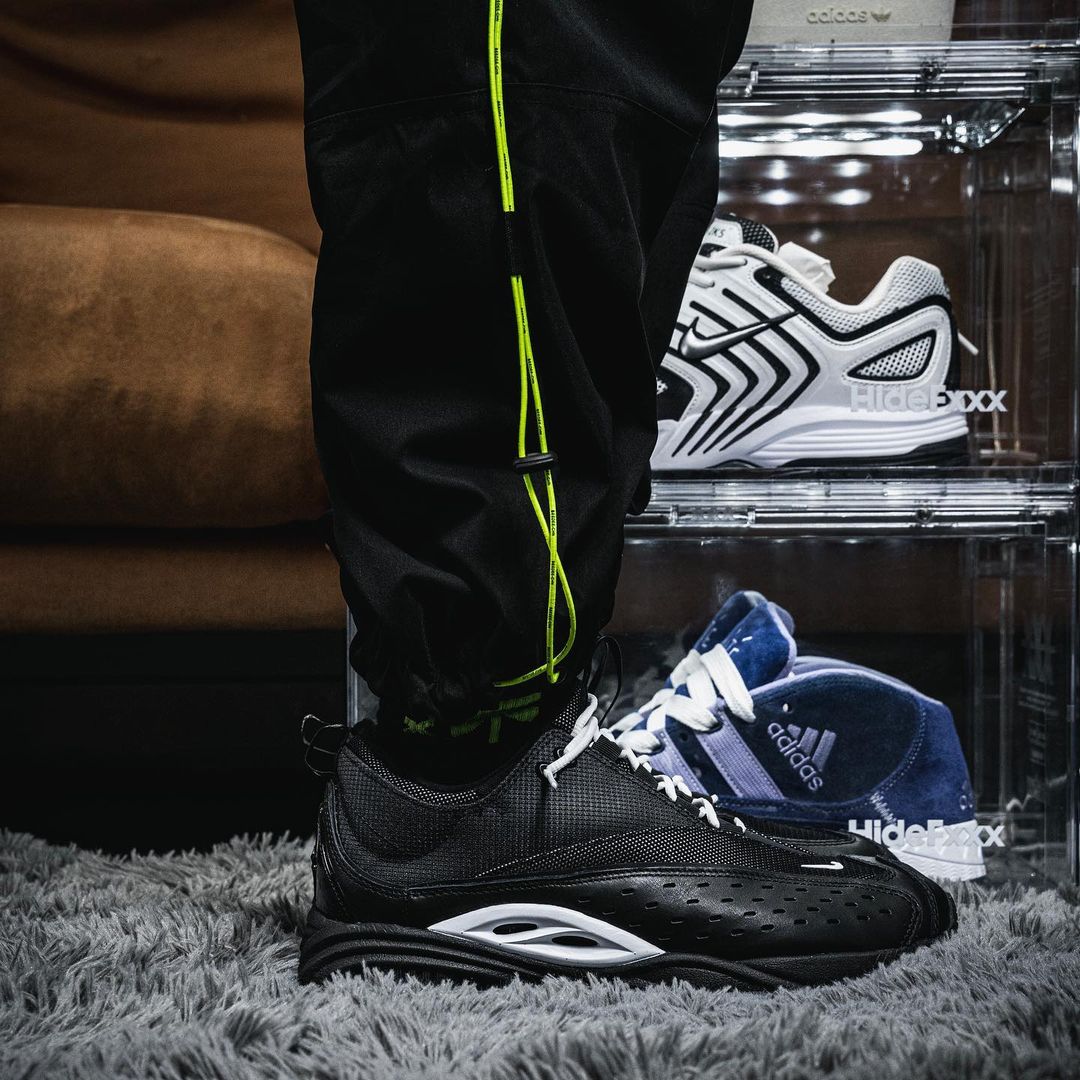 【2024年 2/22 & 6/14 発売】DRAKE NOCTA × NIKE AIR ZOOM DRIVE (ドレイク ノクタ ナイキ エア ズーム ドライブ) [DX5854-001/DX5854-100]