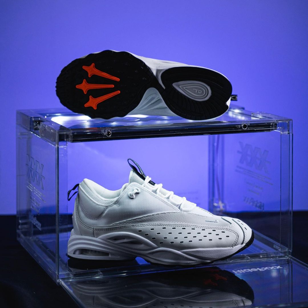 【2024年 2/22 & 6/14 発売】DRAKE NOCTA × NIKE AIR ZOOM DRIVE (ドレイク ノクタ ナイキ エア ズーム ドライブ) [DX5854-001/DX5854-100]