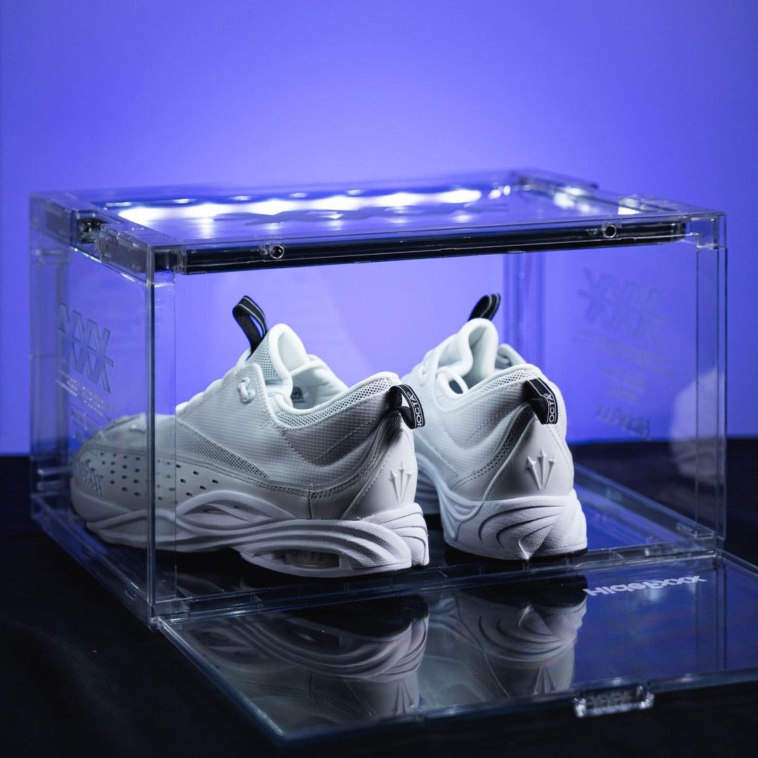 【2024年 2/22 & 6/14 発売】DRAKE NOCTA × NIKE AIR ZOOM DRIVE (ドレイク ノクタ ナイキ エア ズーム ドライブ) [DX5854-001/DX5854-100]