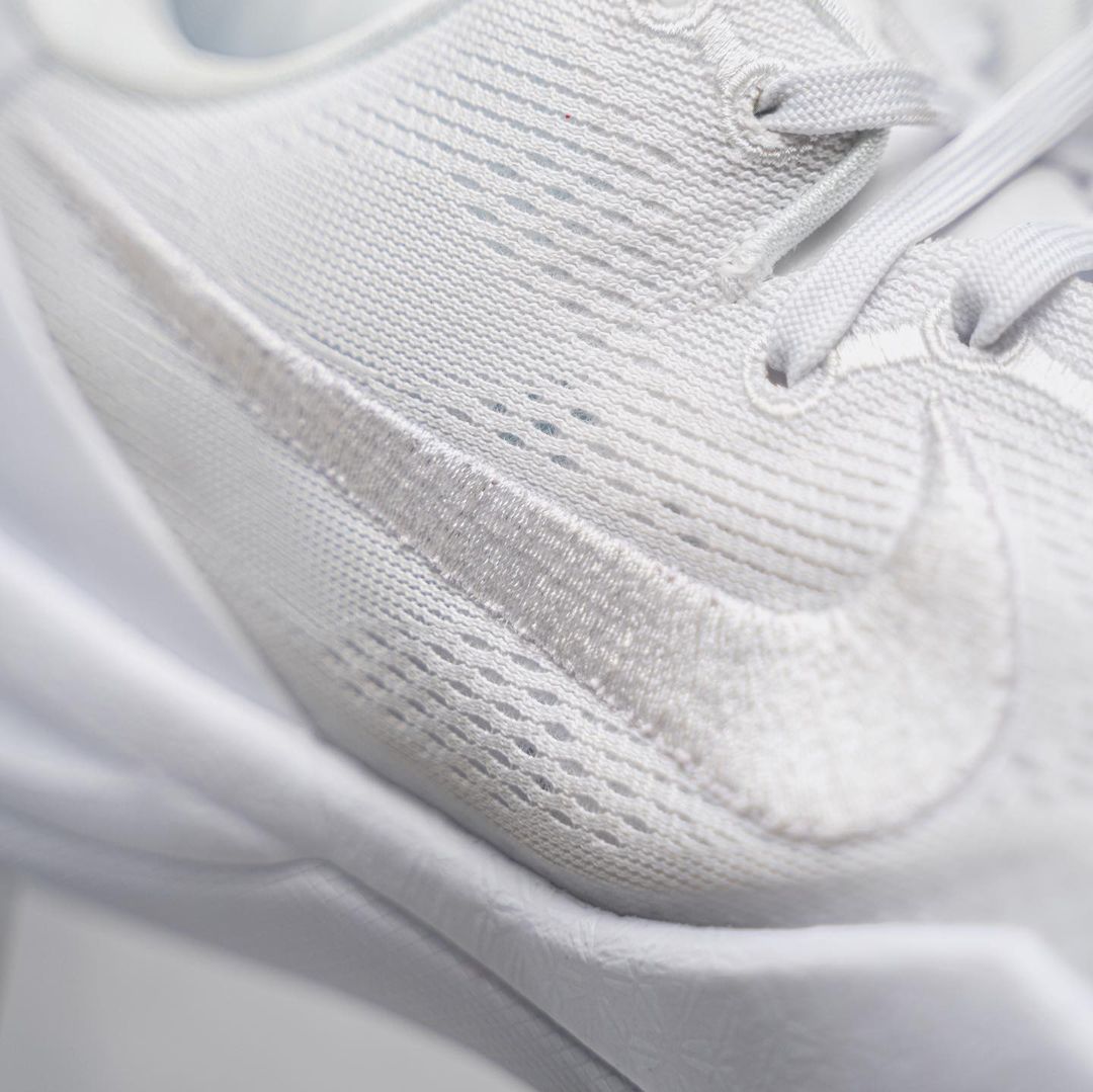 【国内 8/23 発売予定】ナイキ ナイキ コービー 8 プロトロ “トリプルホワイト” (NIKE KOBE 8 PROTRO “Triple White”) [FJ9364-100]