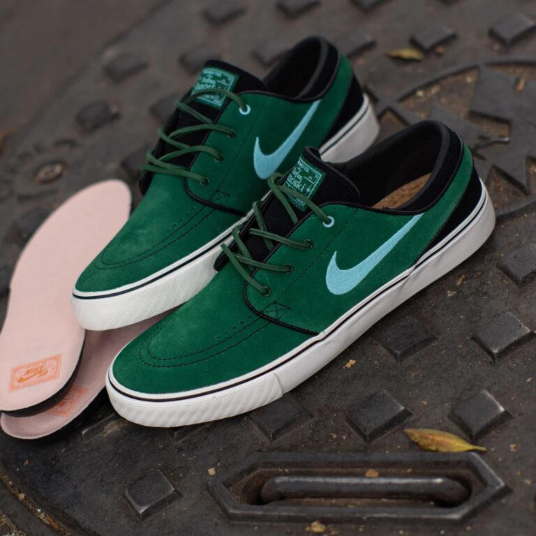 国内 5/20 発売】NIKE SB ZOOM JANOSKI OG+ “Gorge Green” (ナイキ SB ...