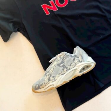 【国内 5/19 発売】NOCTA × NIKE HOT STEP AIR TERRA “Snake Skin” (ノクタ ナイキ ホット ステップ エア テラ “スネークスキン”) [DR0508-001]